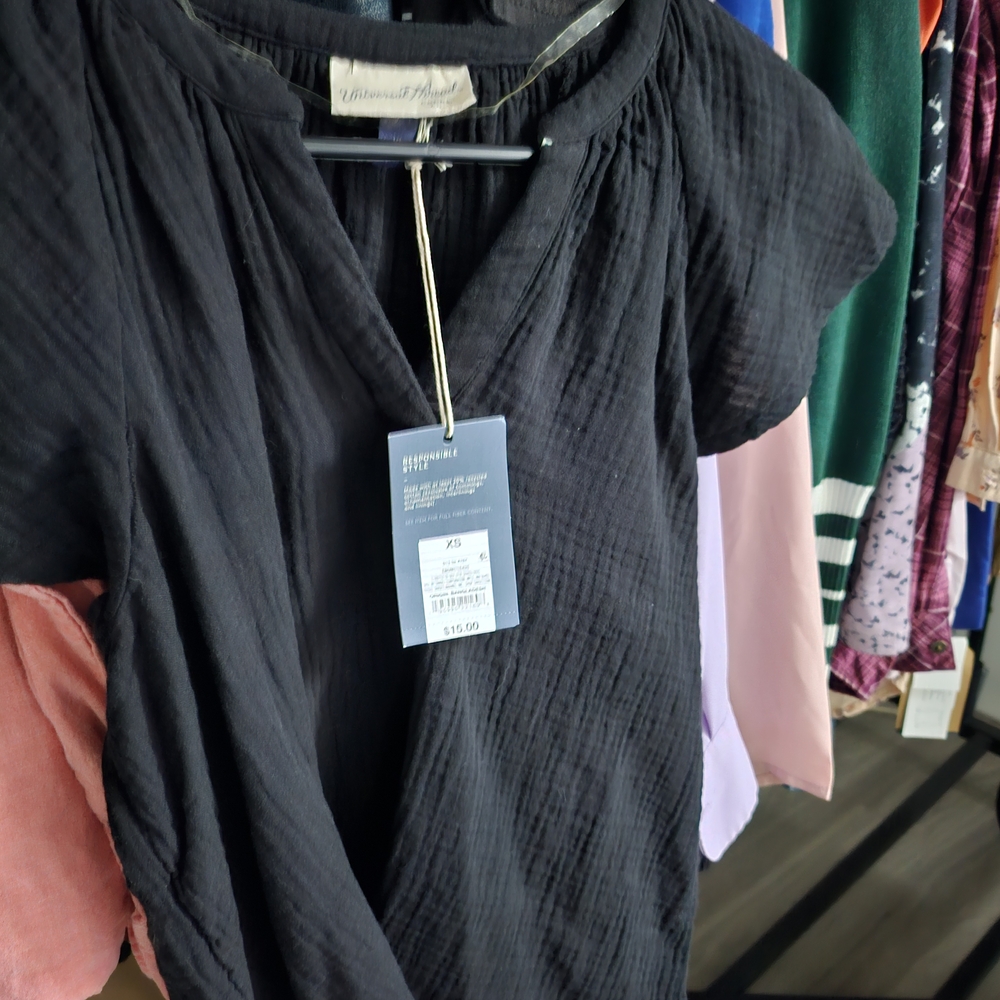 Universal Thread Black Blouse